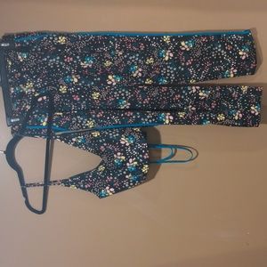 Two-piece set, floral crop top and elastic waist pants, size medium